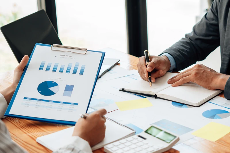 Marketing & Communication